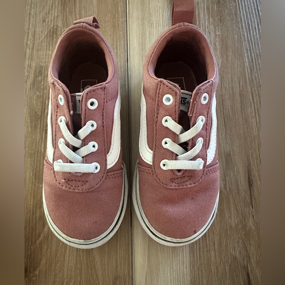 Vans Kids Sneakers Pink with White Stripe